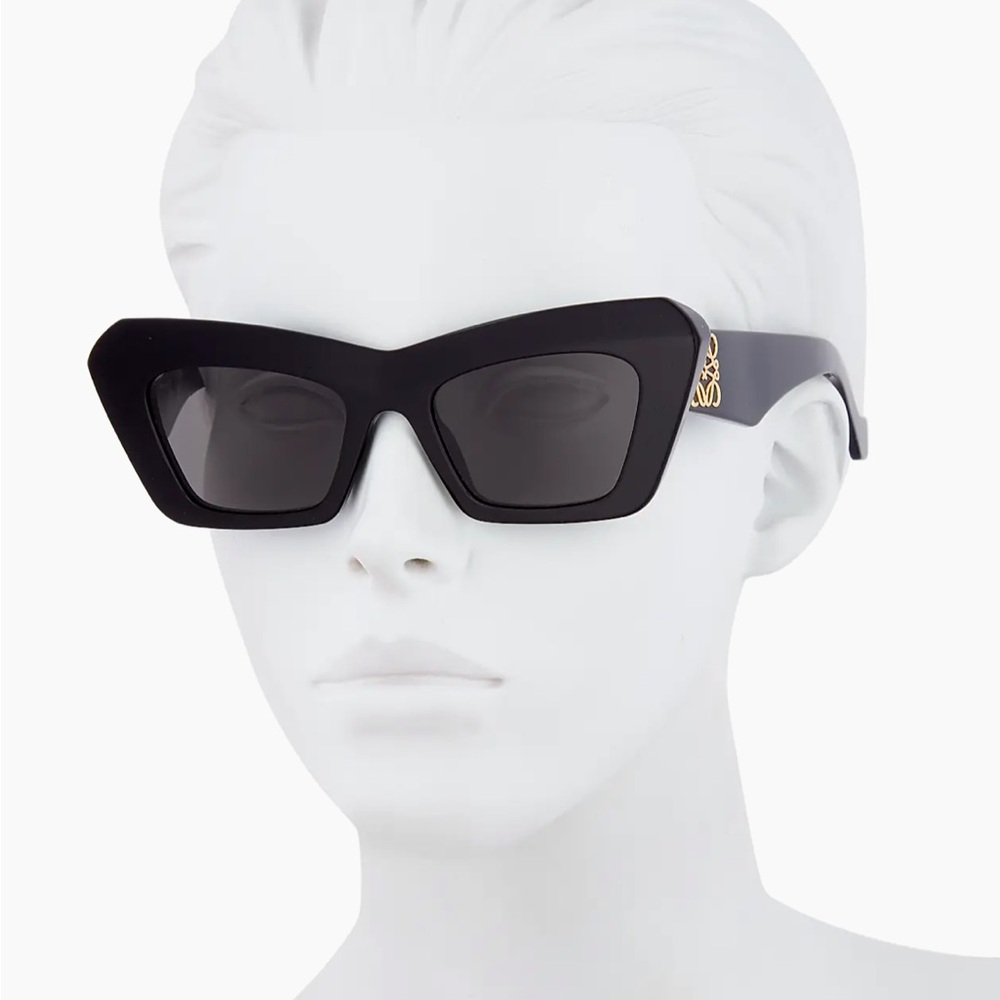 Loewe Cat eye anagram Sunglasses black